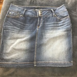 Torrid Jean skirt size 18